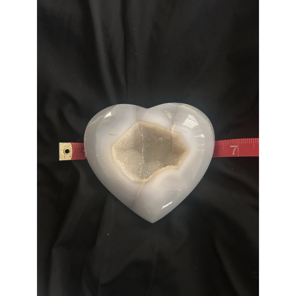 Beautiful Natural Quartz Agate Druzy Heart. 628gm